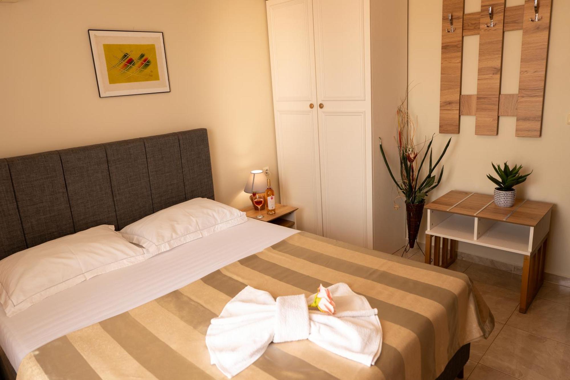 Hotel Rodos House Pomorie Exterior foto