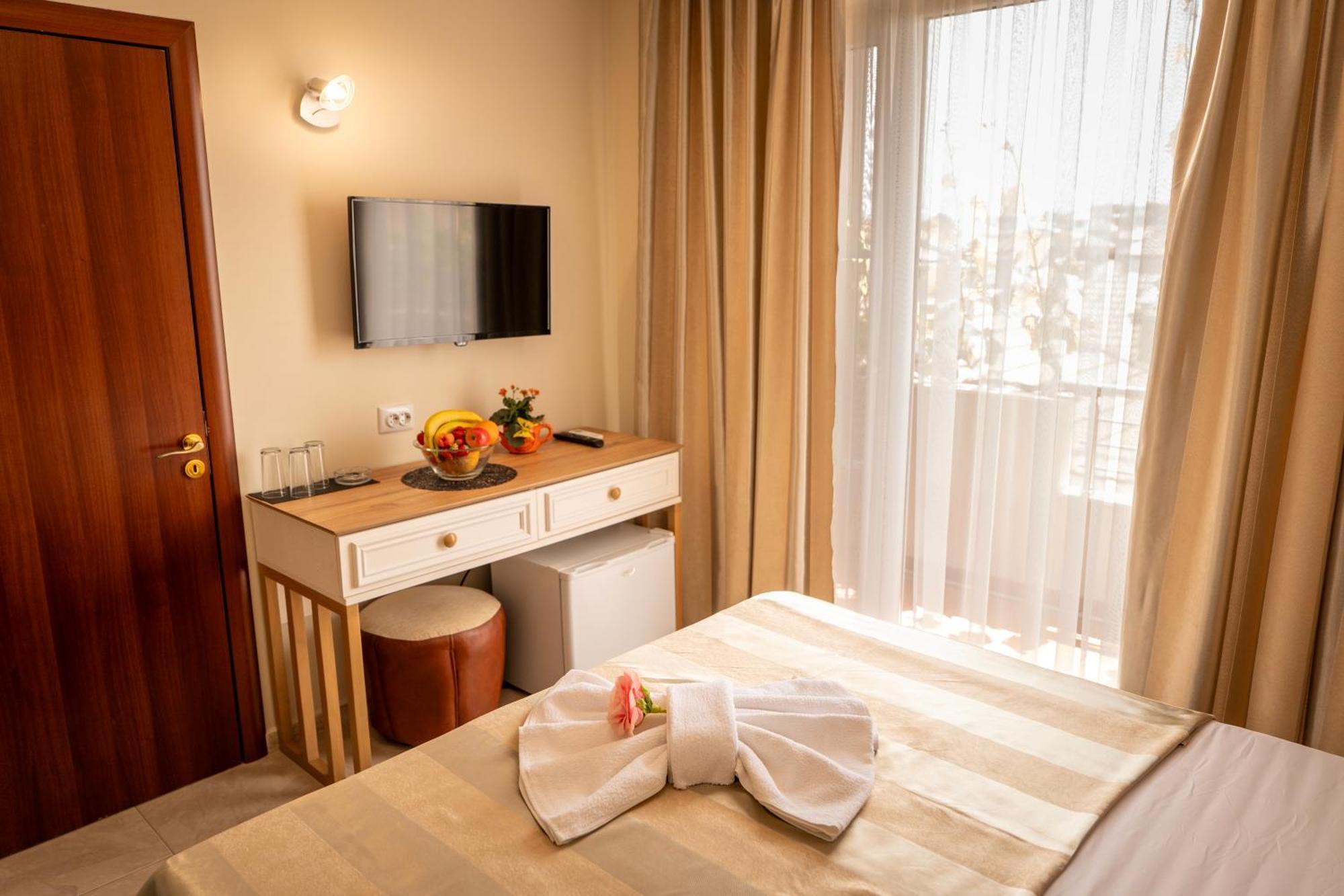 Hotel Rodos House Pomorie Exterior foto