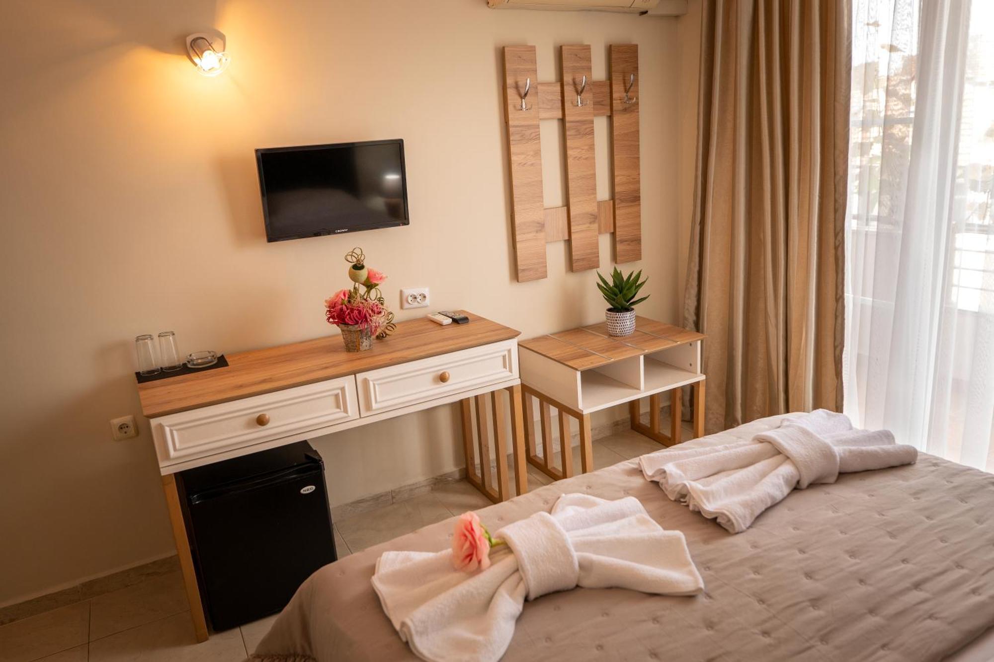 Hotel Rodos House Pomorie Exterior foto